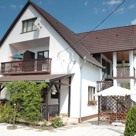 Bartha Vendeghaz Фоньод